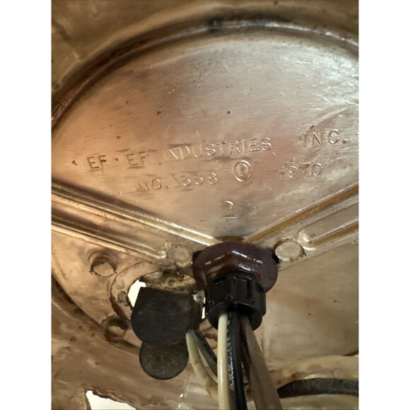 Vintage Fenton White Hobnail Milk Glass "Gone with the wind" Lamp 21” 1970s - Picture 6 of 6